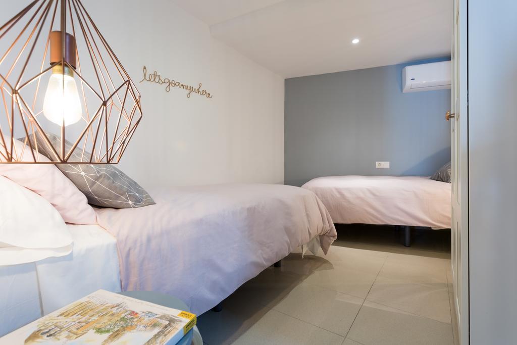 Apartamentos Diaber Gerona 22 Sevilla Exteriér fotografie