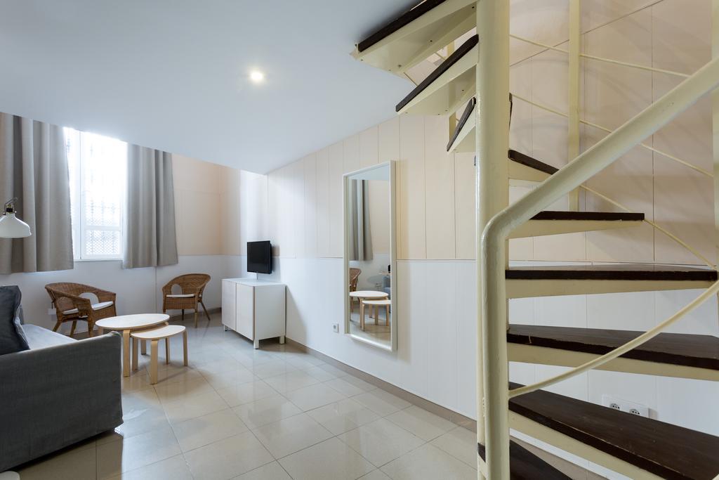 Apartamentos Diaber Gerona 22 Sevilla Exteriér fotografie
