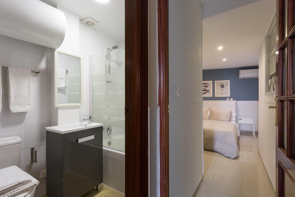 Apartamentos Diaber Gerona 22 Sevilla Exteriér fotografie