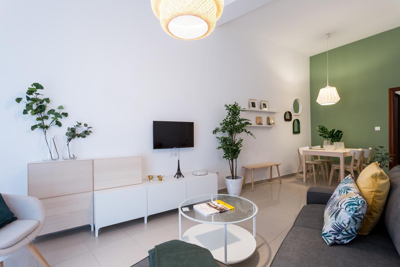 Apartamentos Diaber Gerona 22 Sevilla Exteriér fotografie